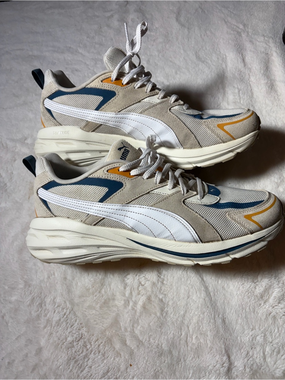 Puma Men's Beige, White, Navy & Mustard Athletic Sneakers